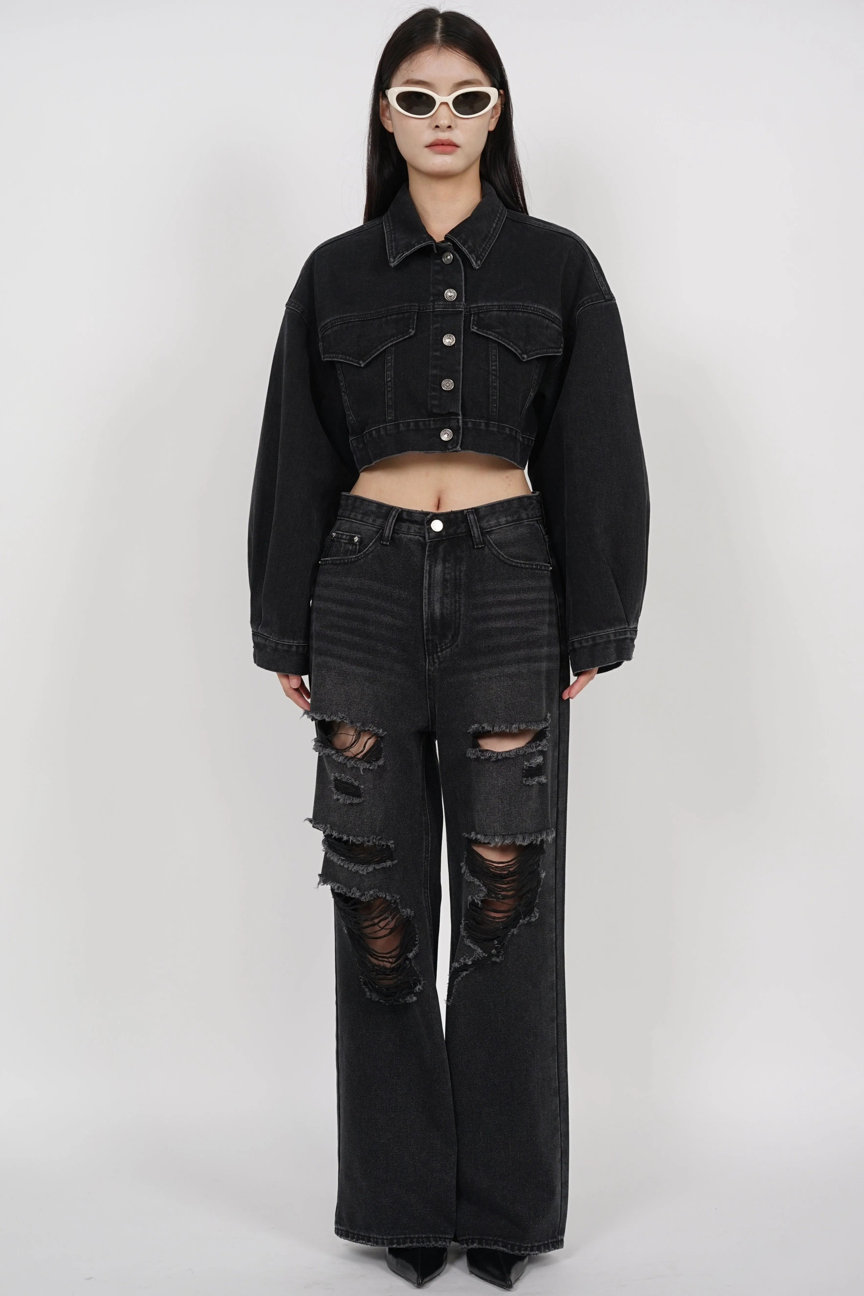 Baggy Ripped Jeans in Washed Black