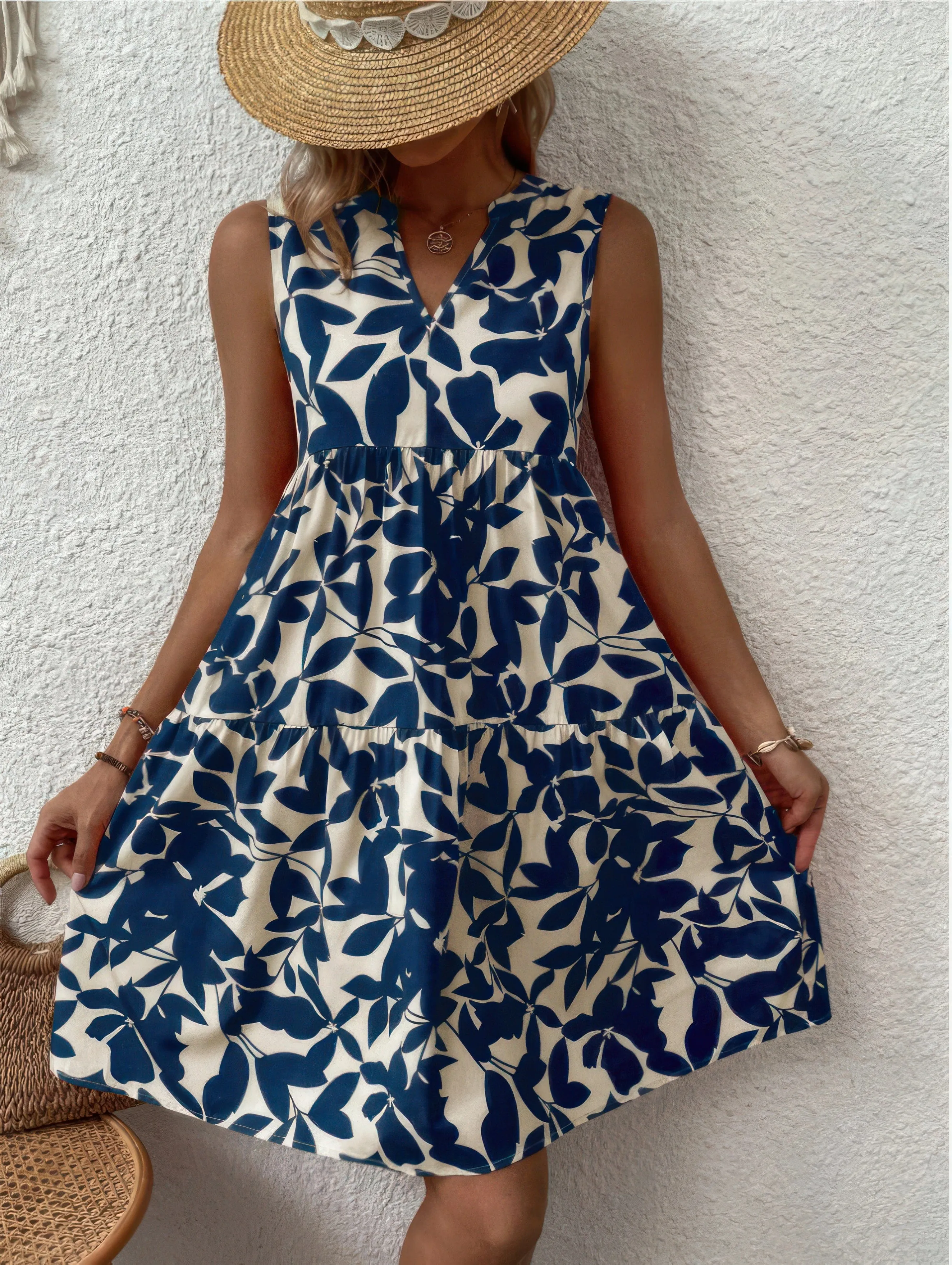 Bohemian Leaf Print Loose Pleated V-Neck Mini Dress with Fashionable Style
