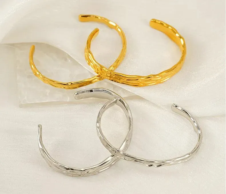 Classic Textured Stainless Steel Strand Bracelets – Elegant Fashion Jewellery for Women