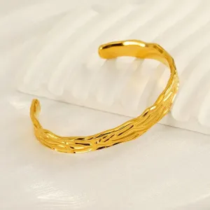 Classic Textured Stainless Steel Strand Bracelets – Elegant Fashion Jewellery for Women