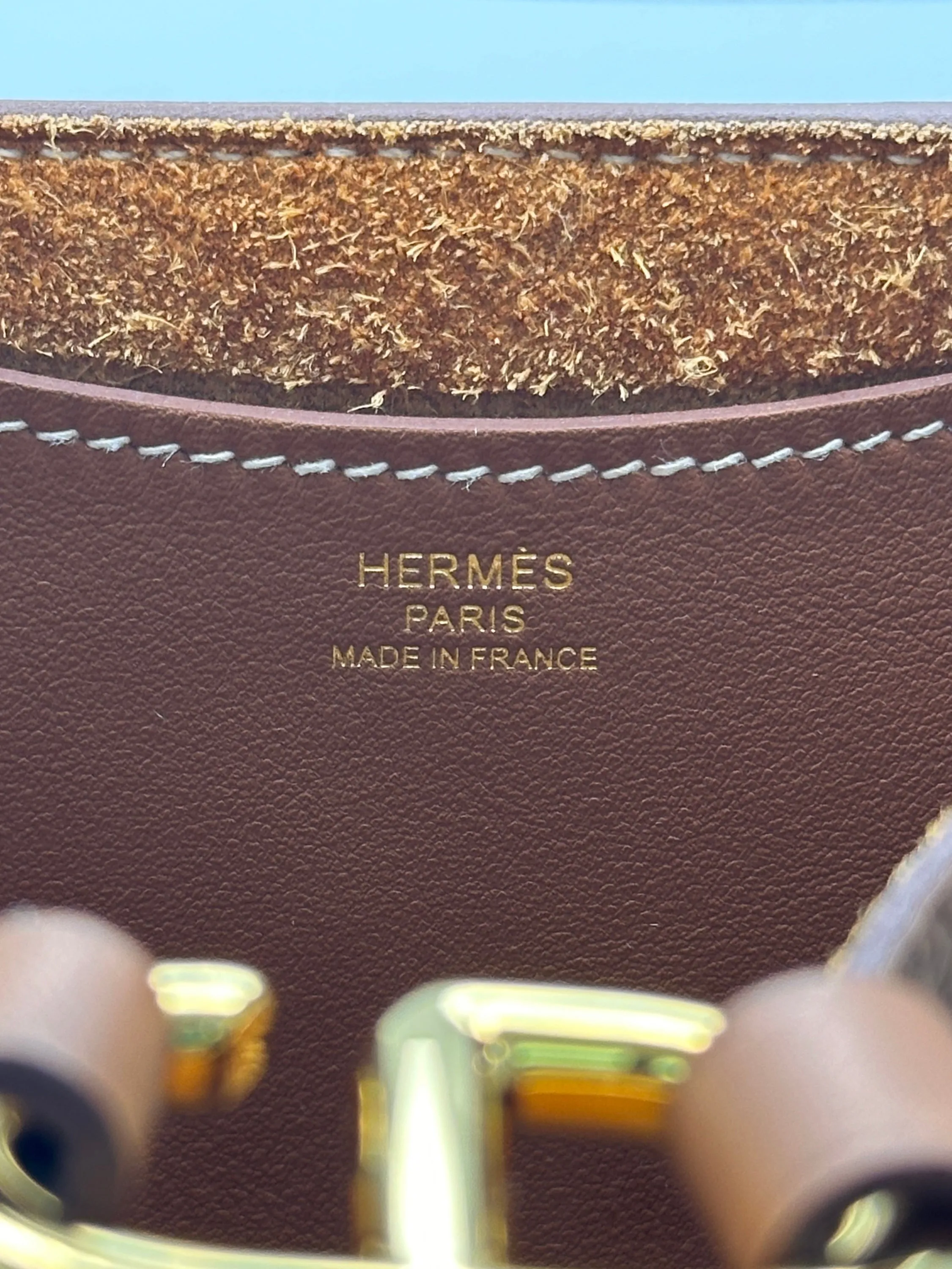 Herms In-the-loop 23 Gold Clemence leather with Gold Hardware Handbag BOX FRESH