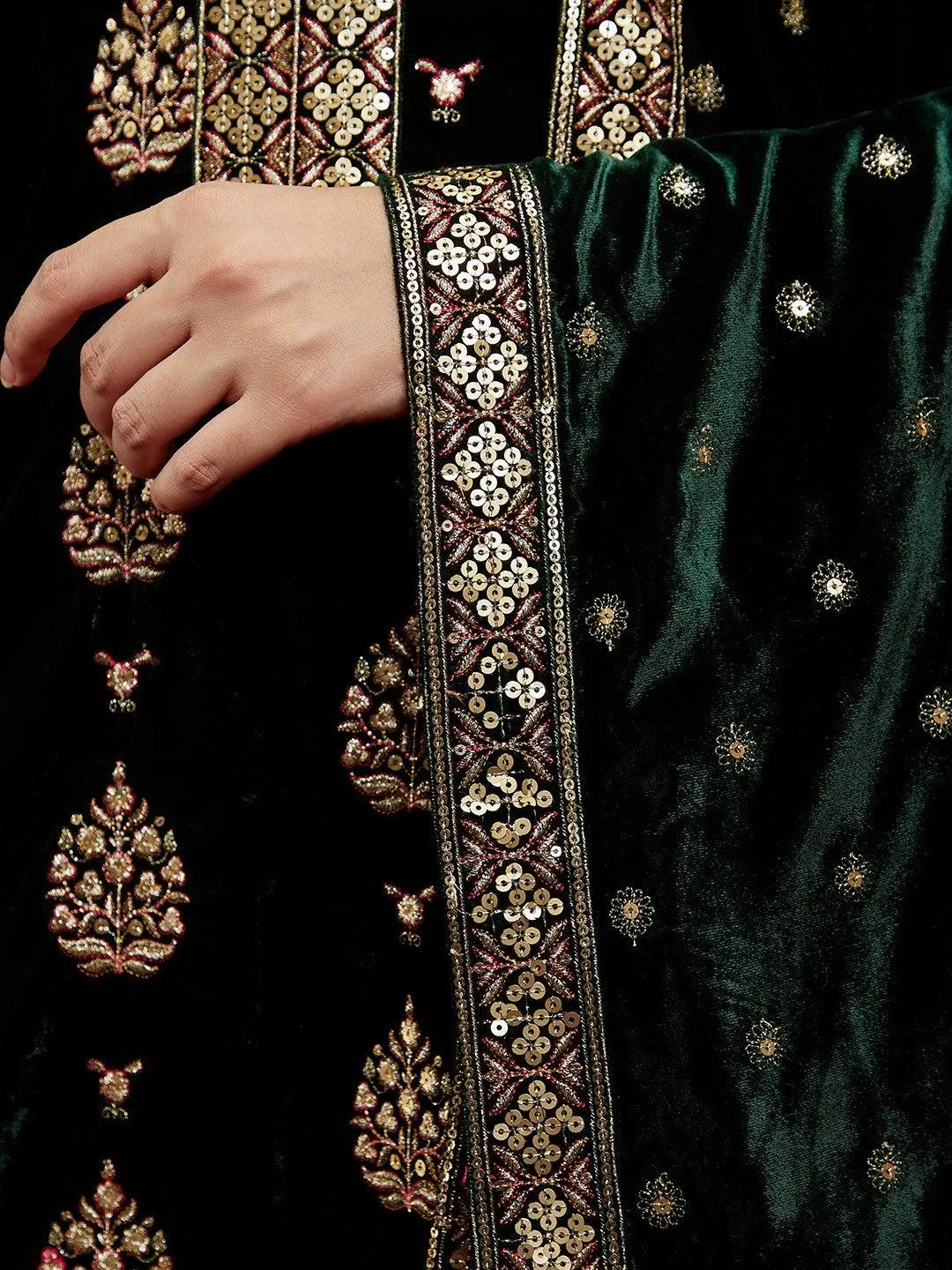 Jashvi Art Green Embroidered Velvet Straight Suit With Dupatta