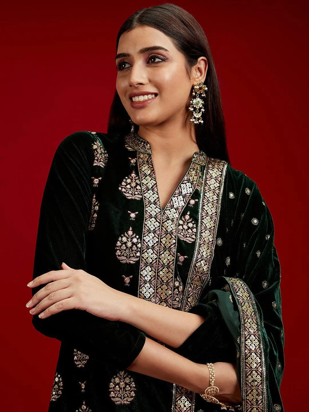 Jashvi Art Green Embroidered Velvet Straight Suit With Dupatta