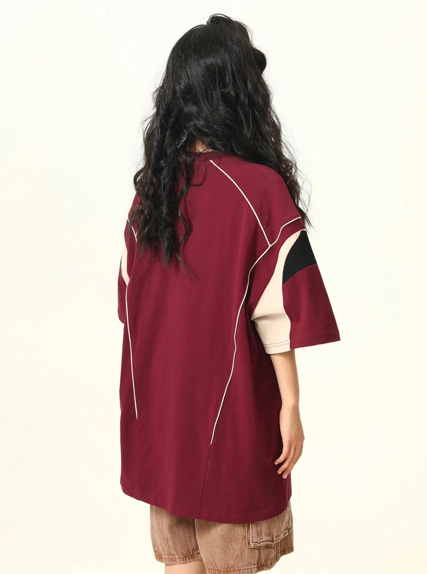 Sporty Retro-Futuristic Oversized T-Shirt