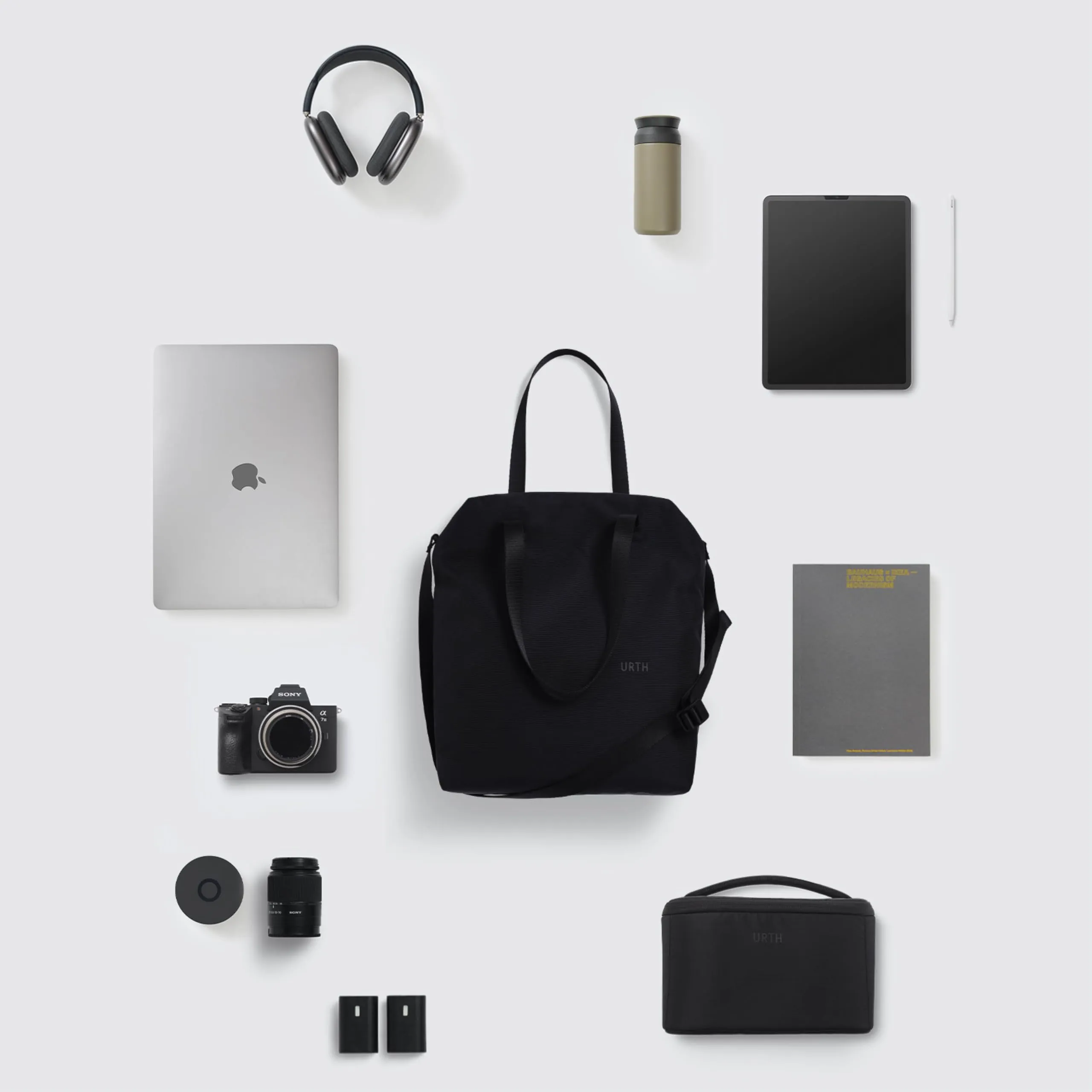 Urth Arkose 18L Tote Bag  (Black)